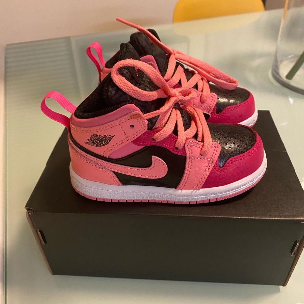 Air Jodan 1 Mid